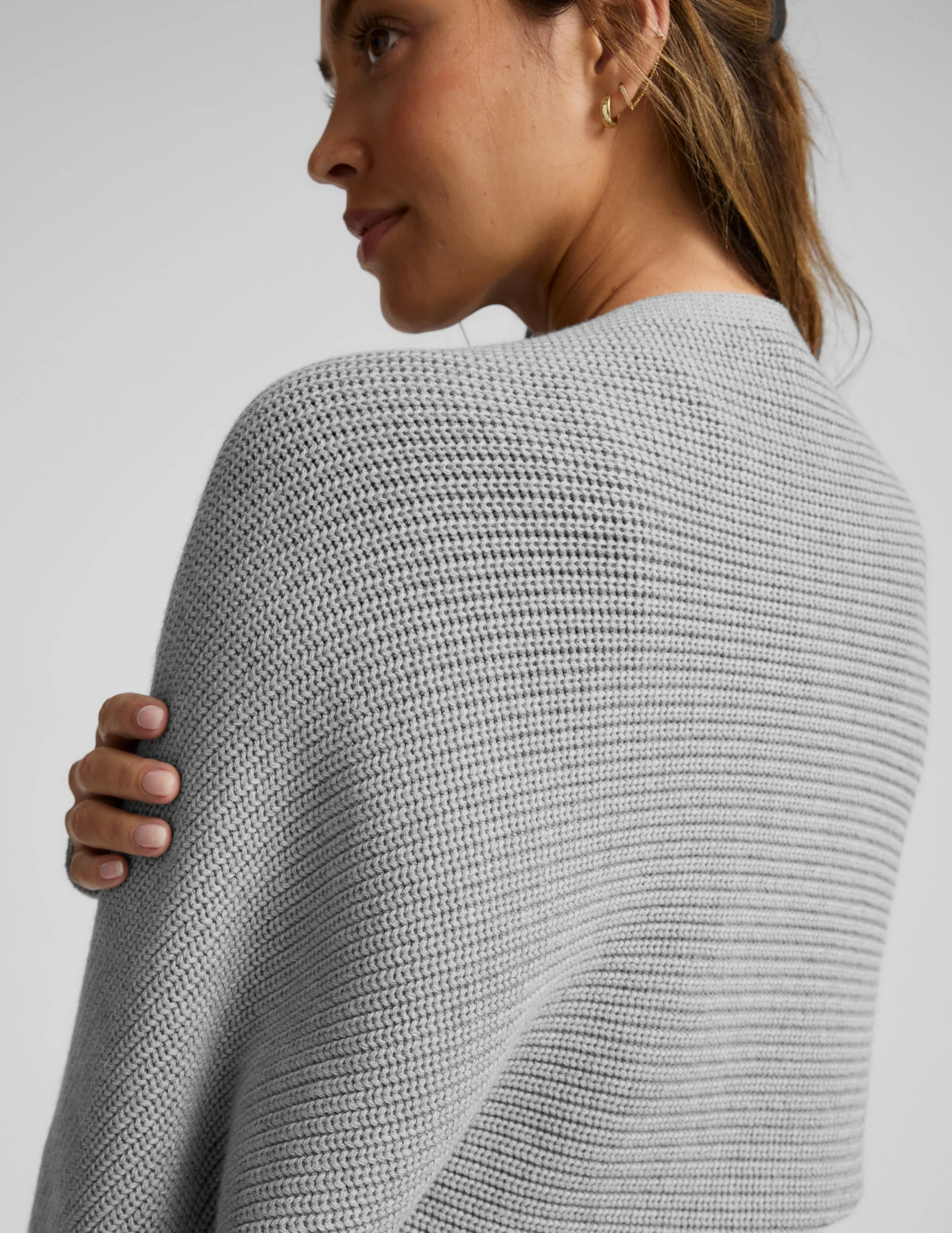 Ready For Barre Relaxed Shrug - Image 4