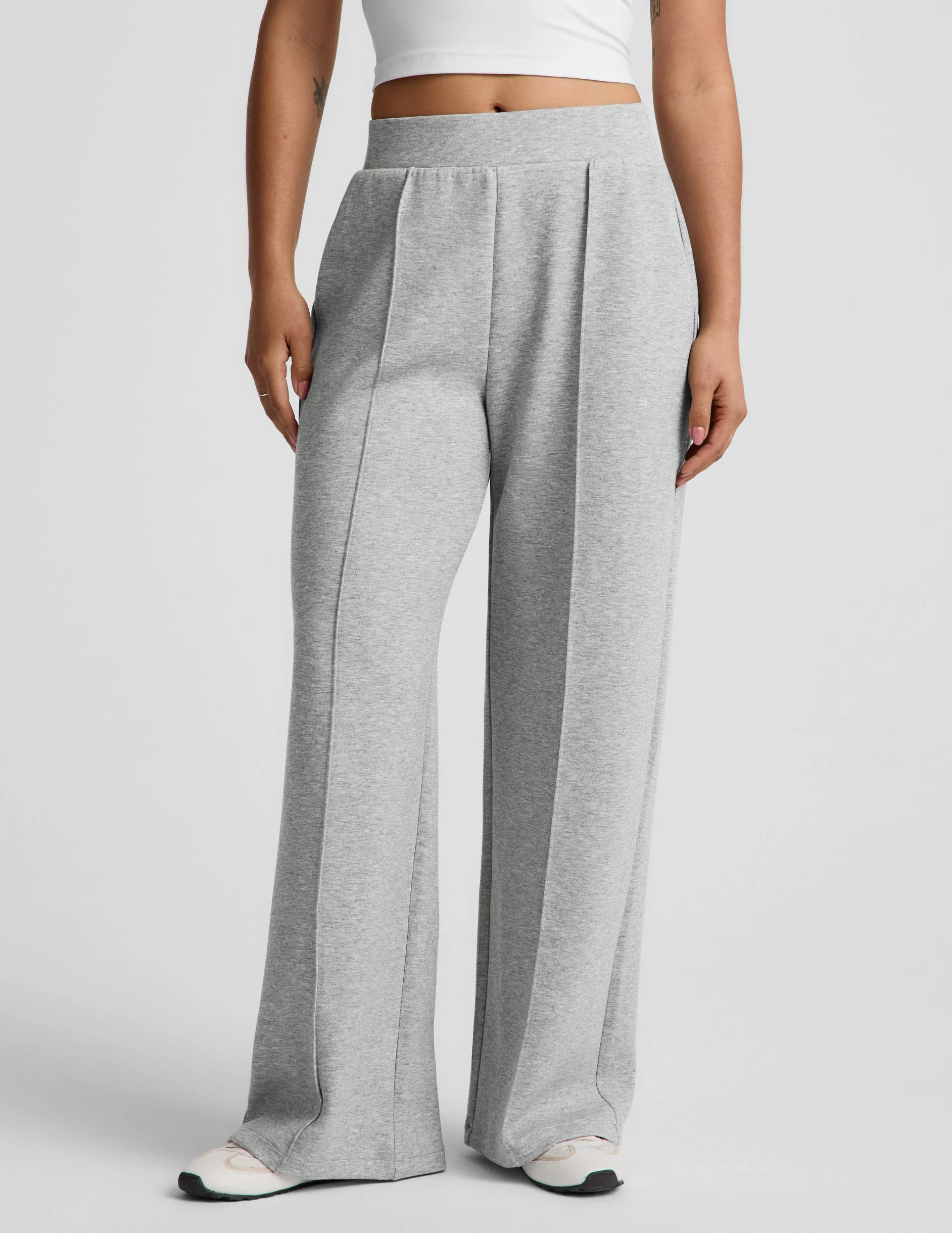 SoftSpring Wide Leg Pant 31" - Image 4
