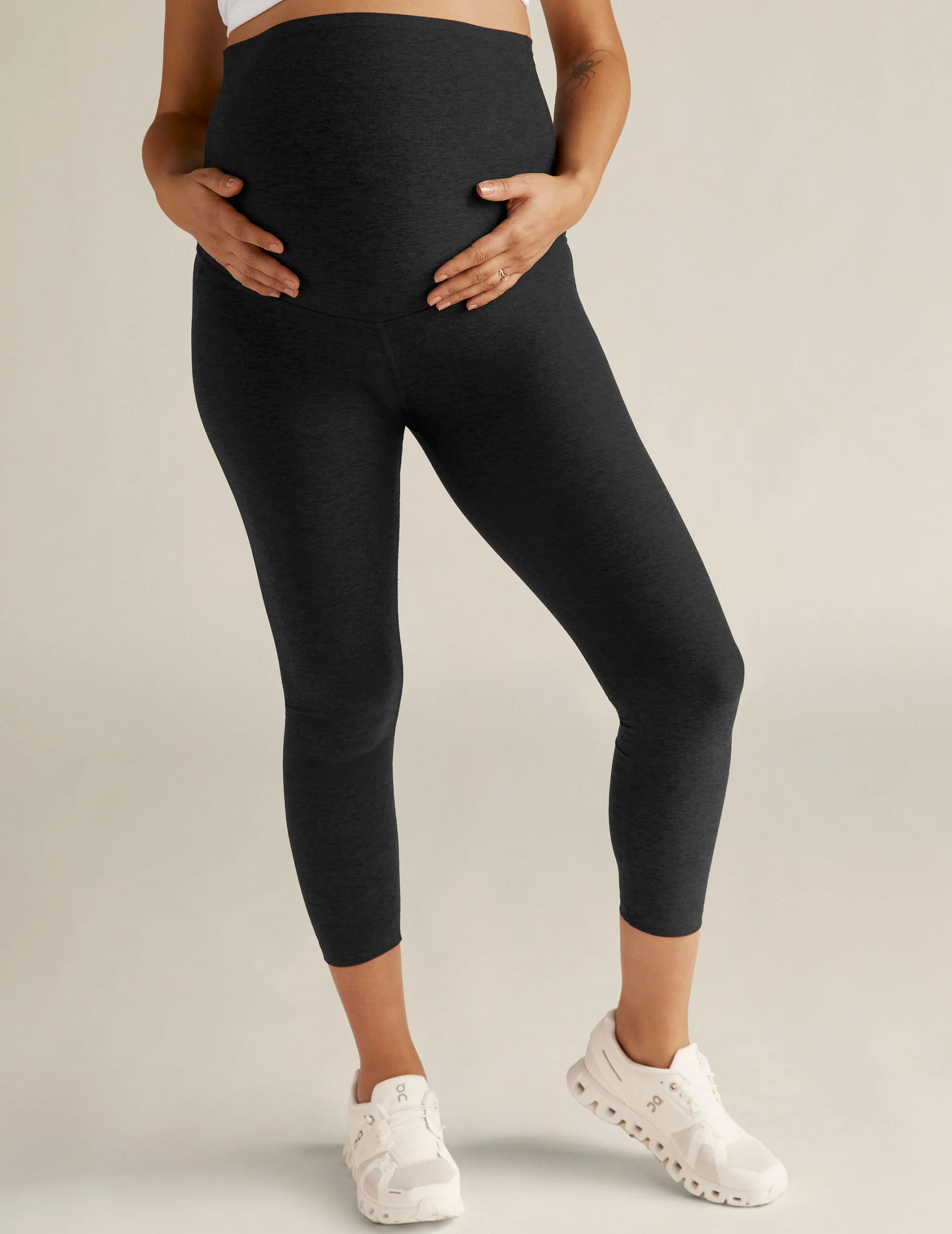 Spacedye™ Love The Bump Maternity 26" Capri Legging - Image 3